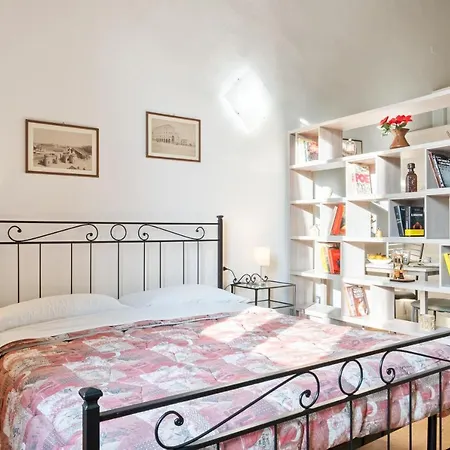 아파트 A Pochi Minuti Dall'universita Di Minihouse
